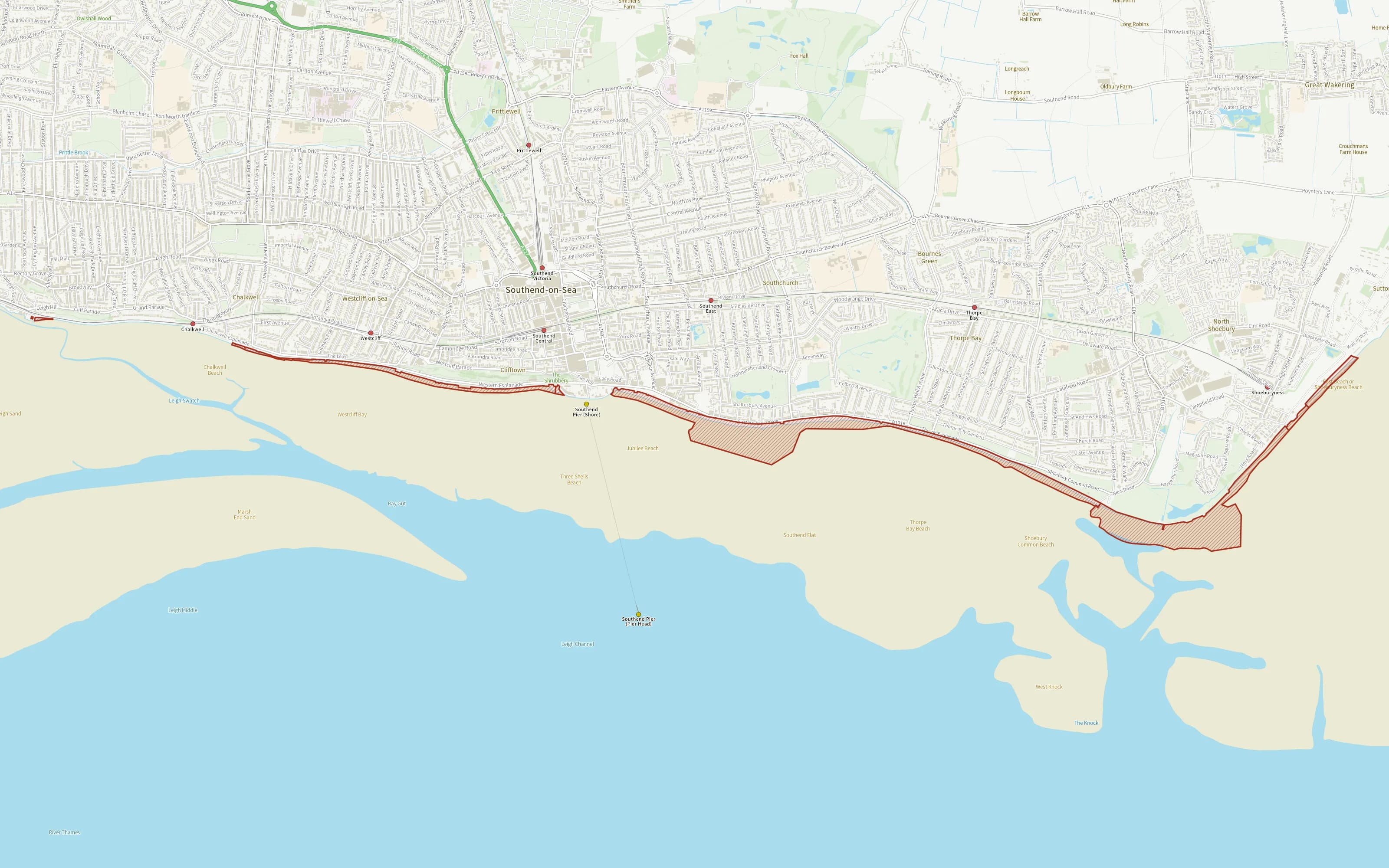 Map of The city's beaches, to mean low water: the stretch where dogs are banned 1 May to 30 September is hatched in brick.