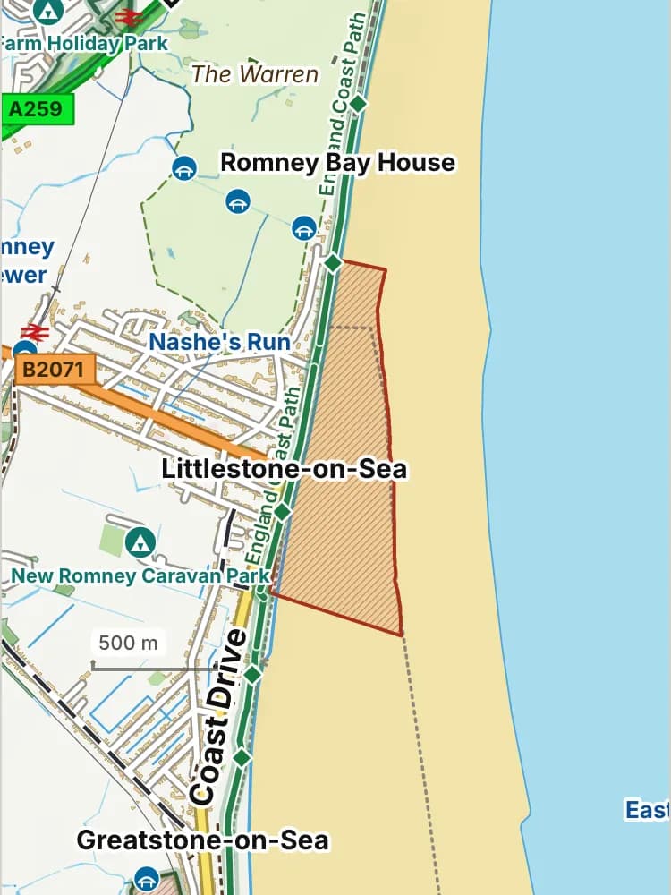 Map of Littlestone beach: the stretch where dogs are banned 1 May to 30 September is hatched in brick. Beaches we have not placed an order on are outlined in grey dots, and say nothing about dogs.