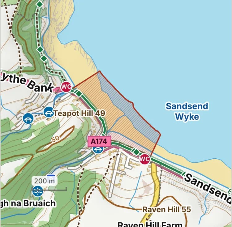 Map of Sandsend: the stretch where dogs are banned 1 May to 30 September is hatched in brick.